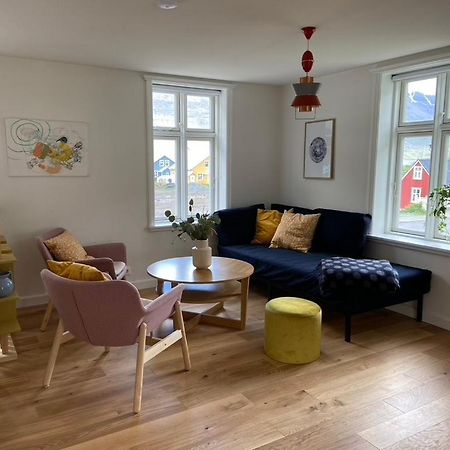 Seyðisfjörður Undiraldan - Steinholt, Old Music School 아파트 외부 사진