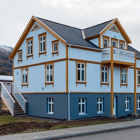 Seyðisfjörður Undiraldan - Steinholt, Old Music School 아파트 외부 사진